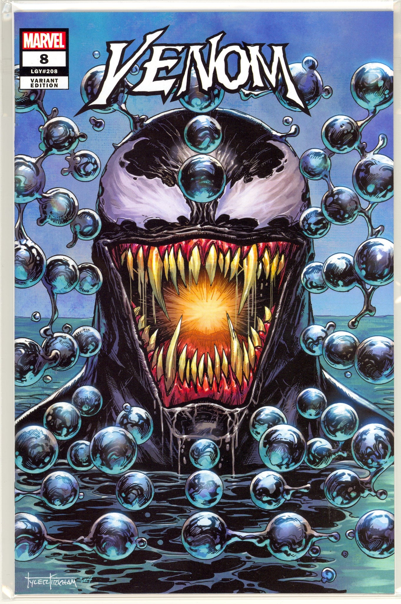 Venom #8 (2022) Tyler Kirkham variant cover
